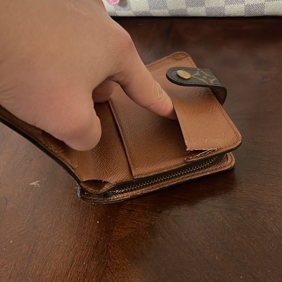 Vintage LV wallet authentic - Picture 9 of 12